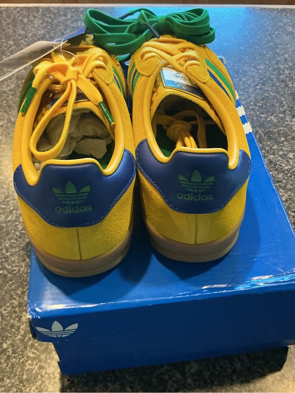 adidas gazelle indoor FIFA IQ9665 youth 6.5 women’s 7.5 green laces - Picture 4 of 8